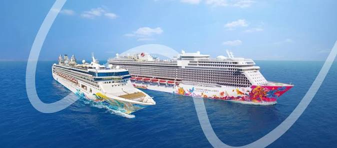 SINGAPORE – GENTING DREAM CRUISE – KUALA LUMPUR